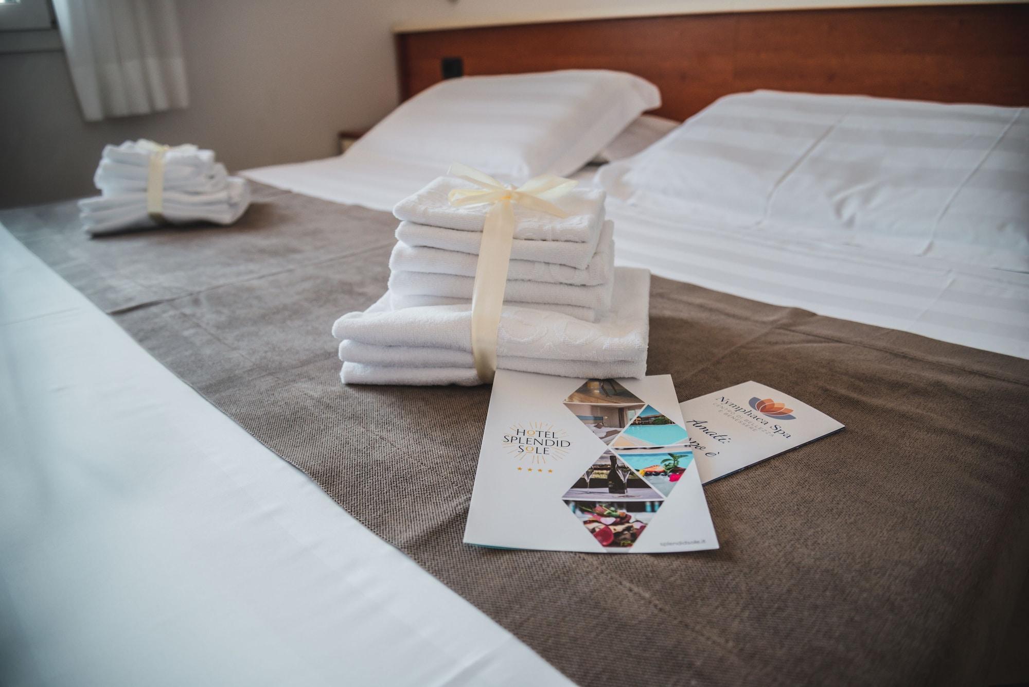 Spa Hotel Splendid Sole Manerba del Garda Eksteriør billede