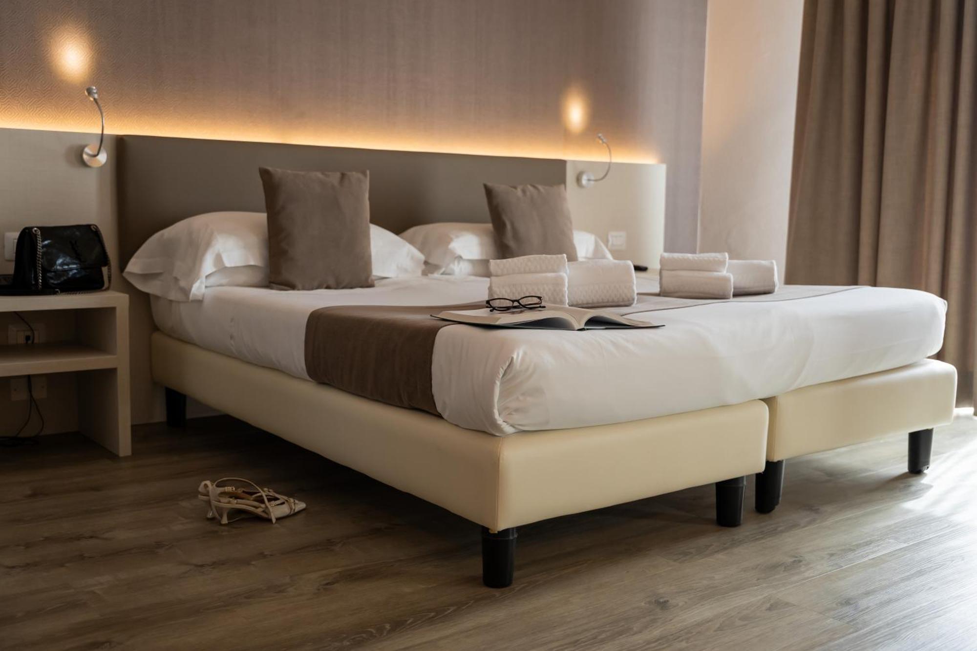 Spa Hotel Splendid Sole Manerba del Garda Eksteriør billede